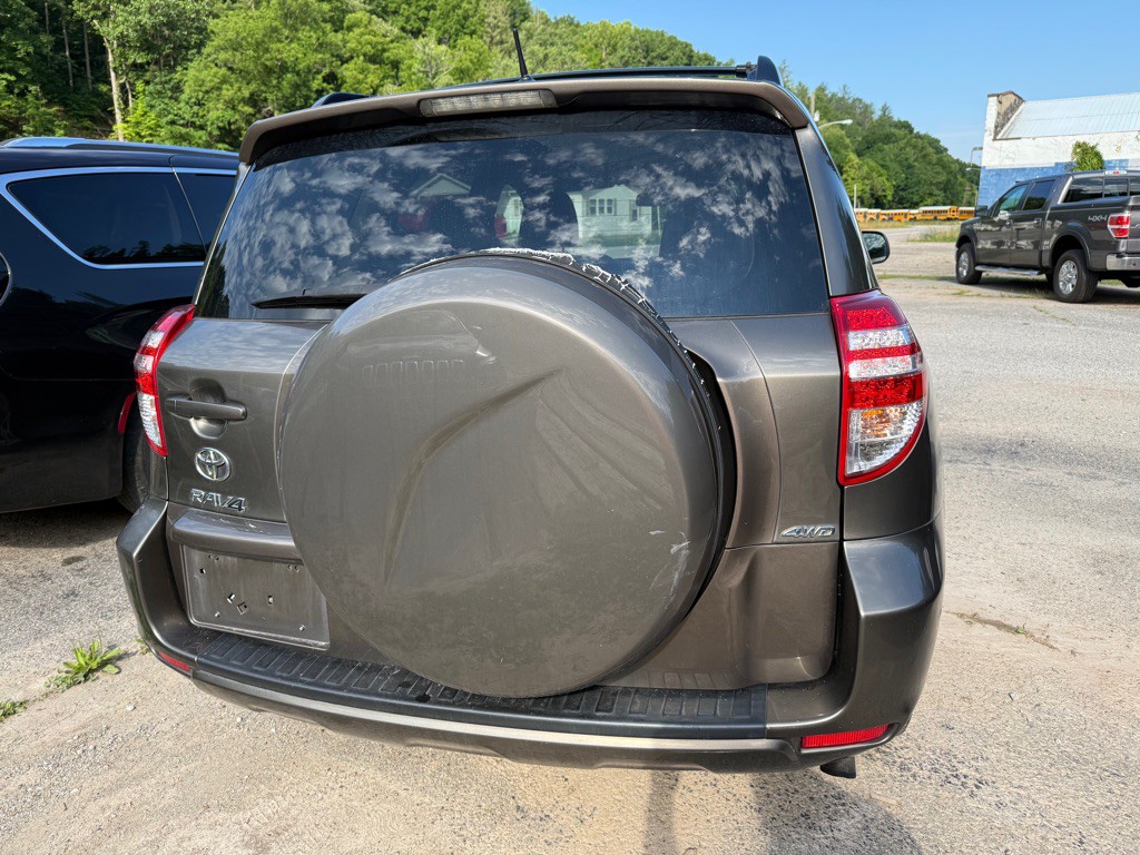 2011 Toyota Rav4 Image 4