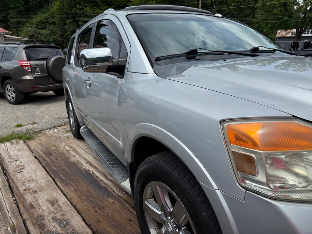 2012 Nissan Armada Image 3