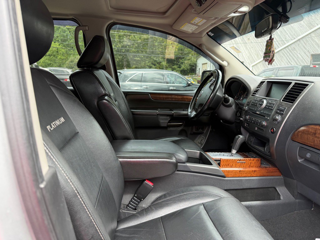 2012 Nissan Armada Image 5