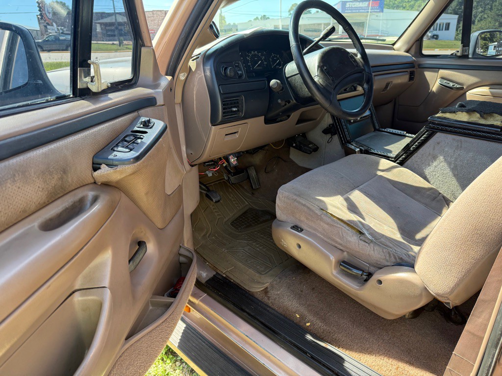 1996 Ford F-350 Image 10