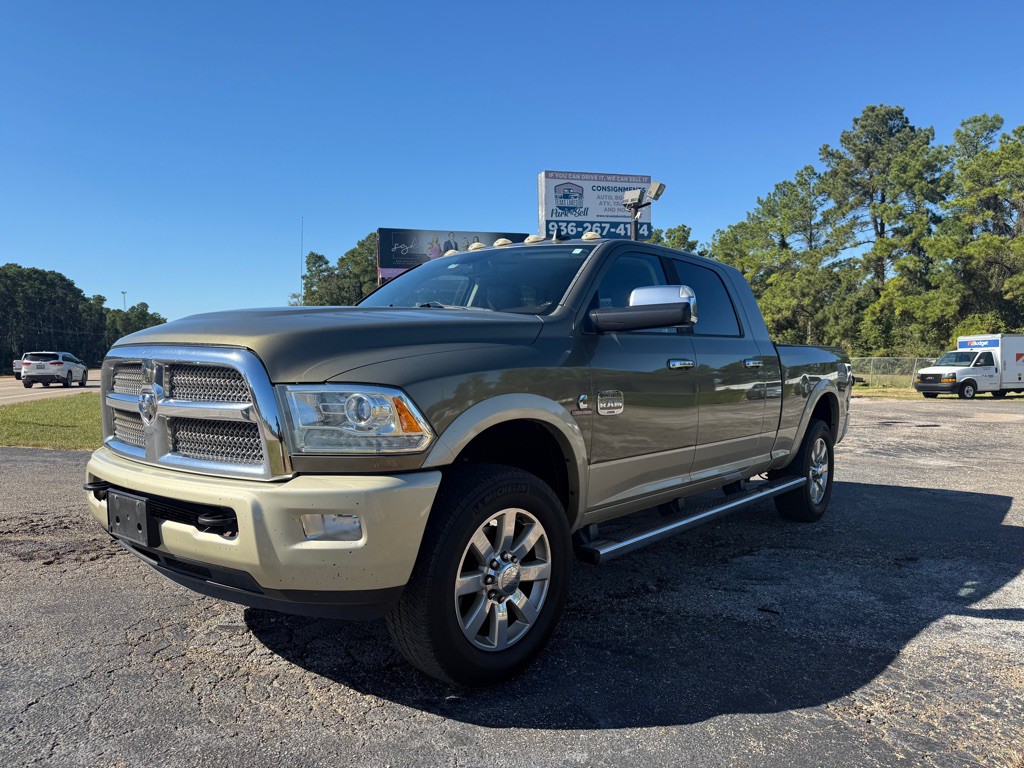 2015 RAM 2500 Image 2