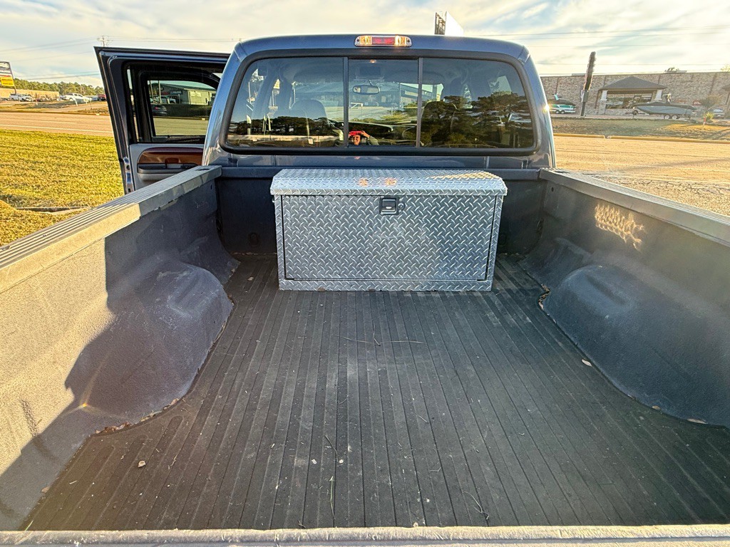 2005 Ford F-250 Image 3