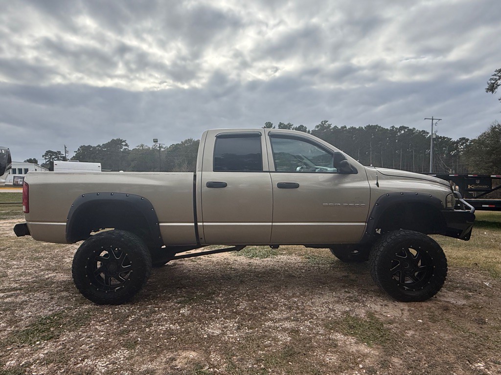 2004 Dodge Ram 2500 Image 2