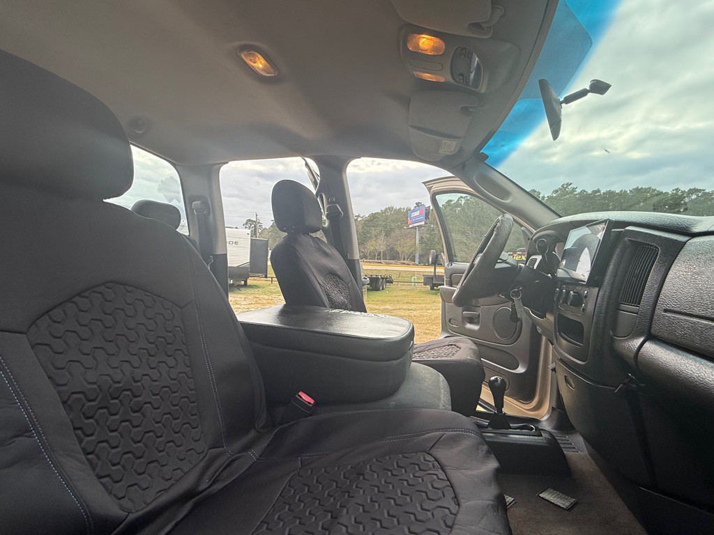 2004 Dodge Ram 2500 Image 12