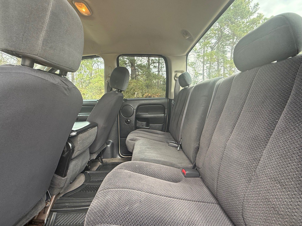 2004 Dodge Ram 2500 Image 15