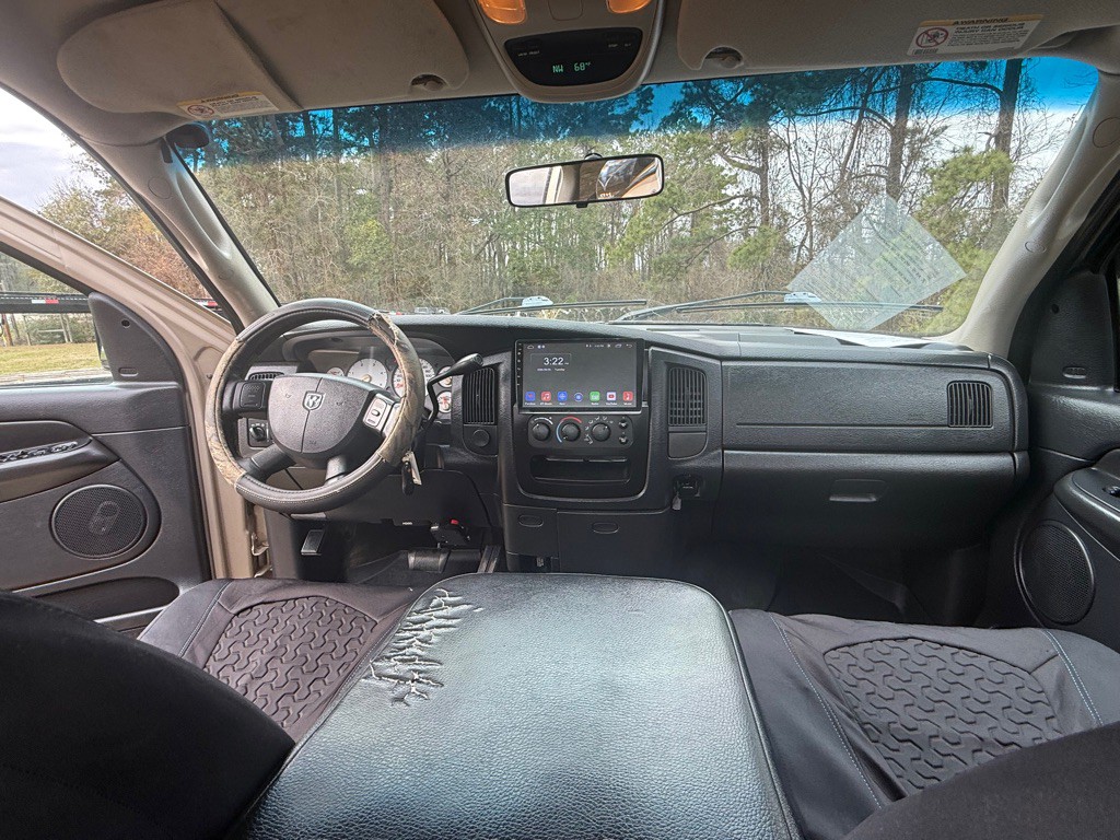 2004 Dodge Ram 2500 Image 18