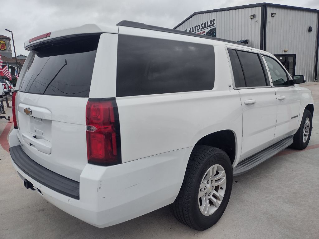 2015 Chevrolet Suburban Image 4