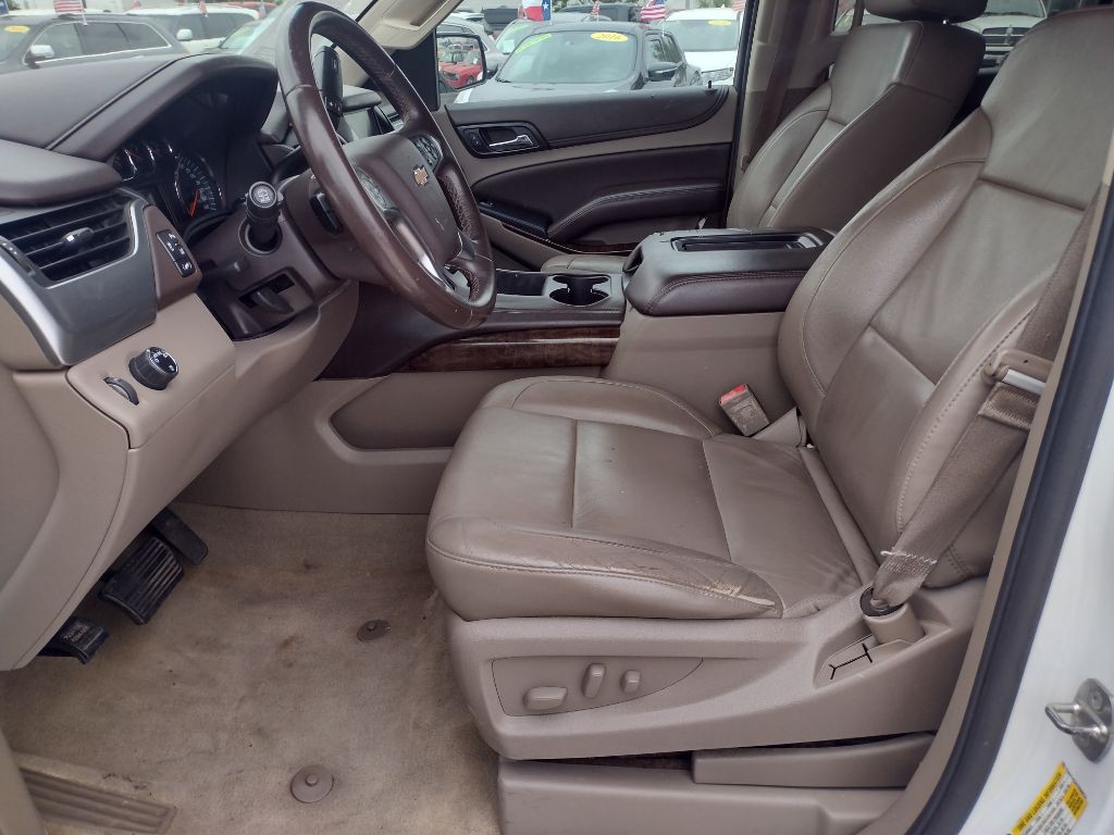 2015 Chevrolet Suburban Image 11