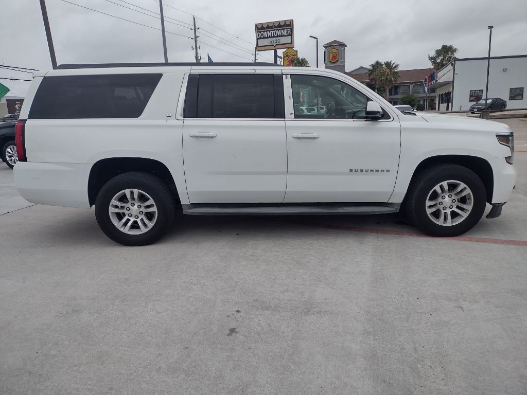 2015 Chevrolet Suburban Image 5