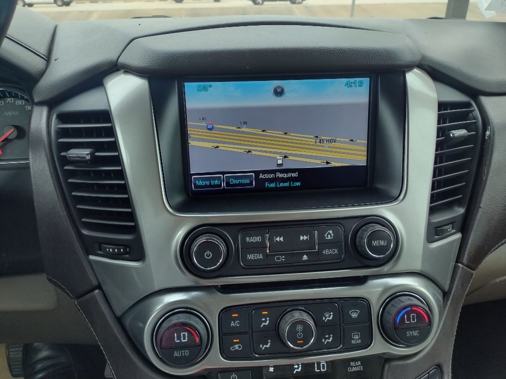 2015 Chevrolet Suburban Image 8