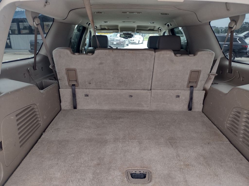 2015 Chevrolet Suburban Image 18
