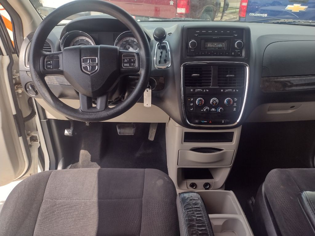 2011 Dodge Grand Caravan Image 11
