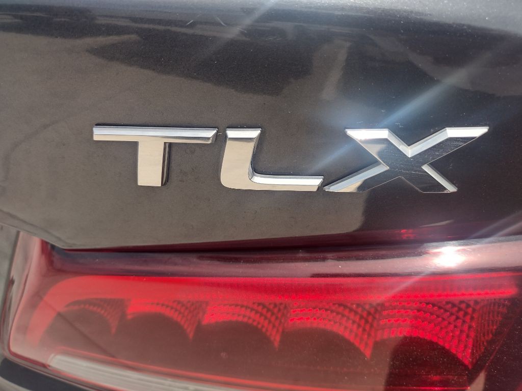 2015 Acura TL Image 9