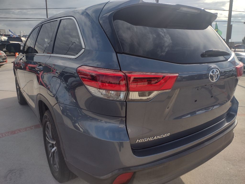 2019 Toyota Highlander Image 5