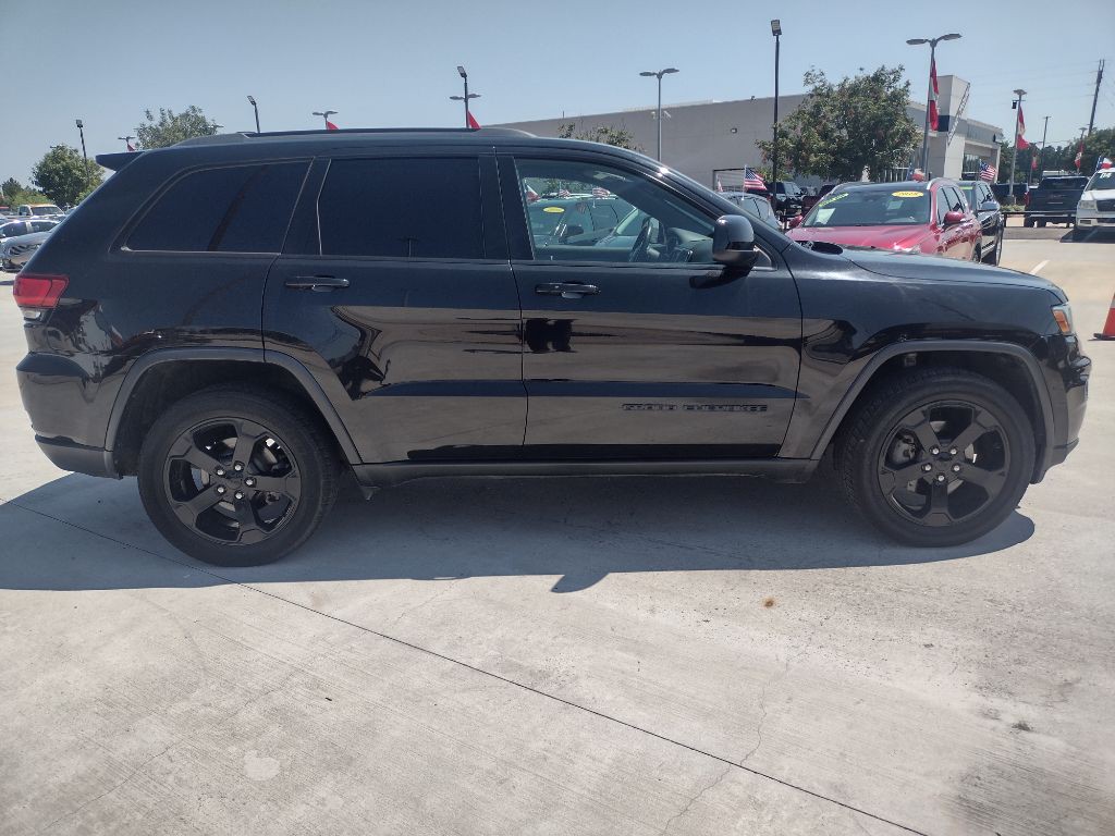 2018 Jeep Grand Cherokee Image 8