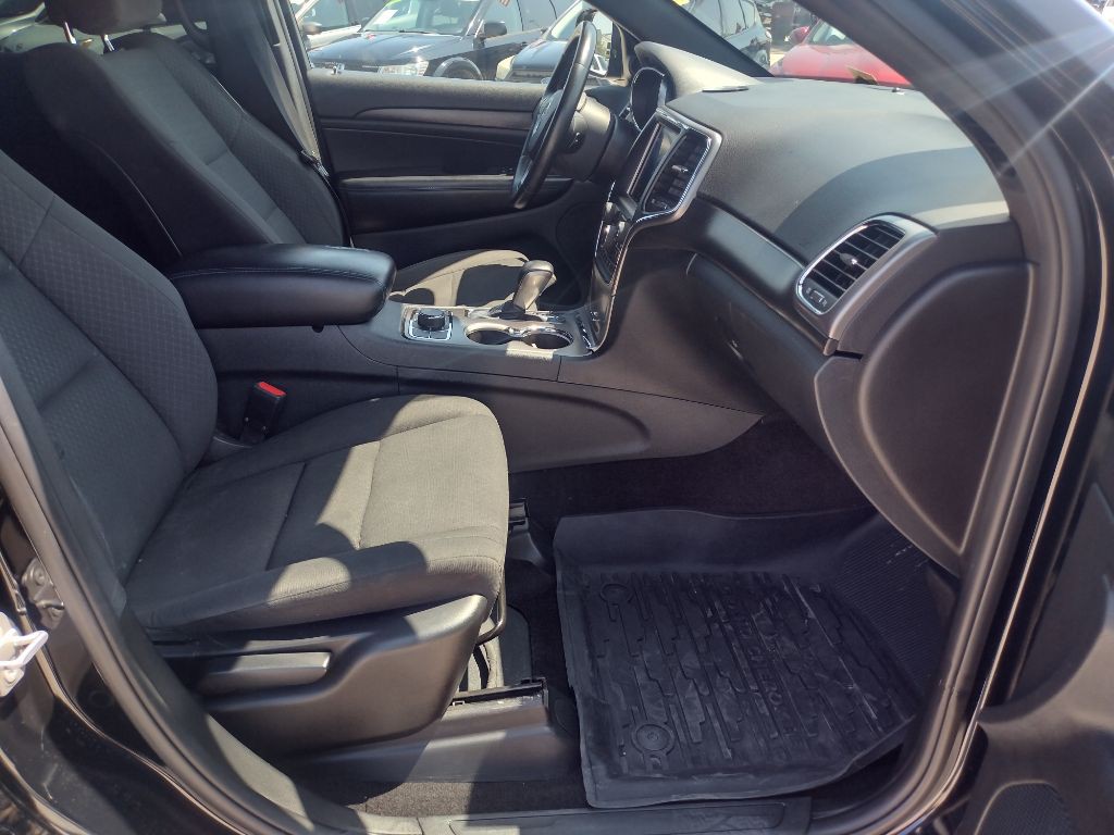 2018 Jeep Grand Cherokee Image 17