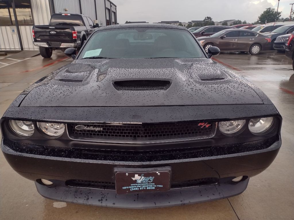 2014 Dodge Challenger Image 2