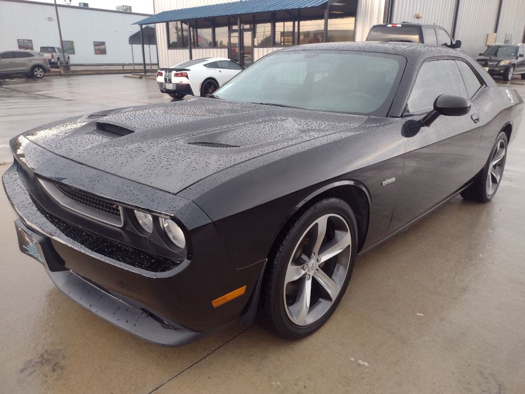 2014 Dodge Challenger Image 3