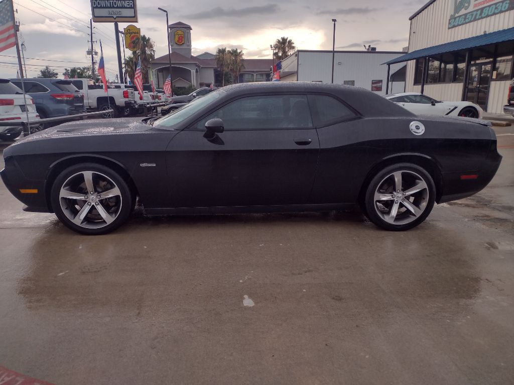 2014 Dodge Challenger Image 4