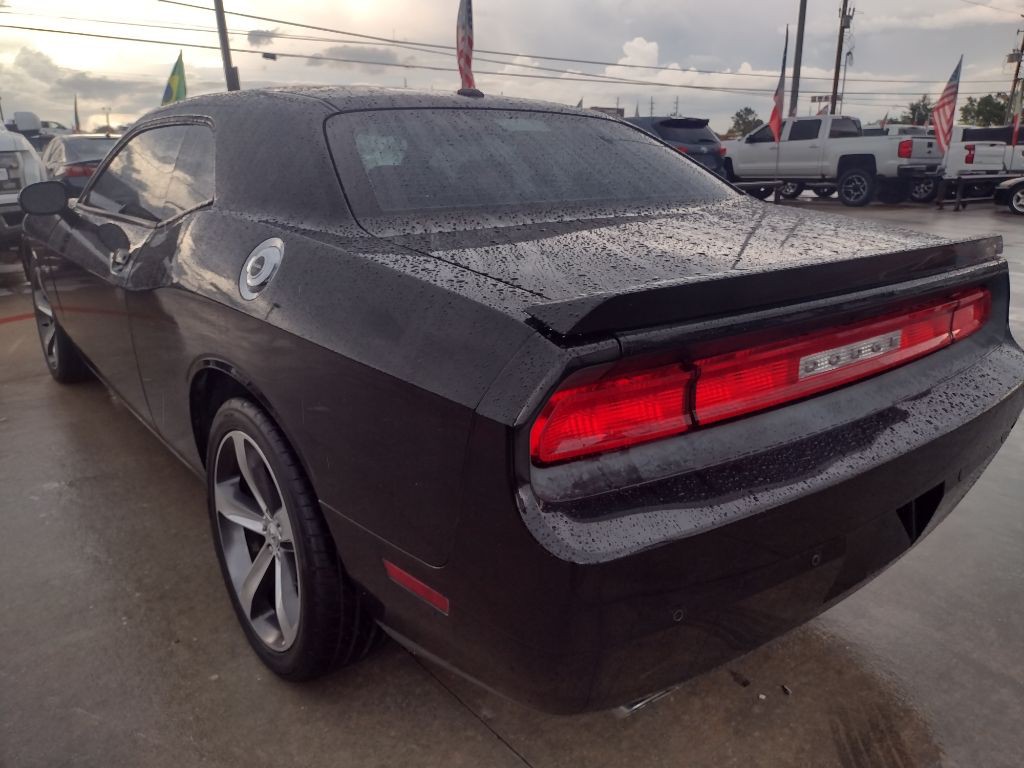 2014 Dodge Challenger Image 5