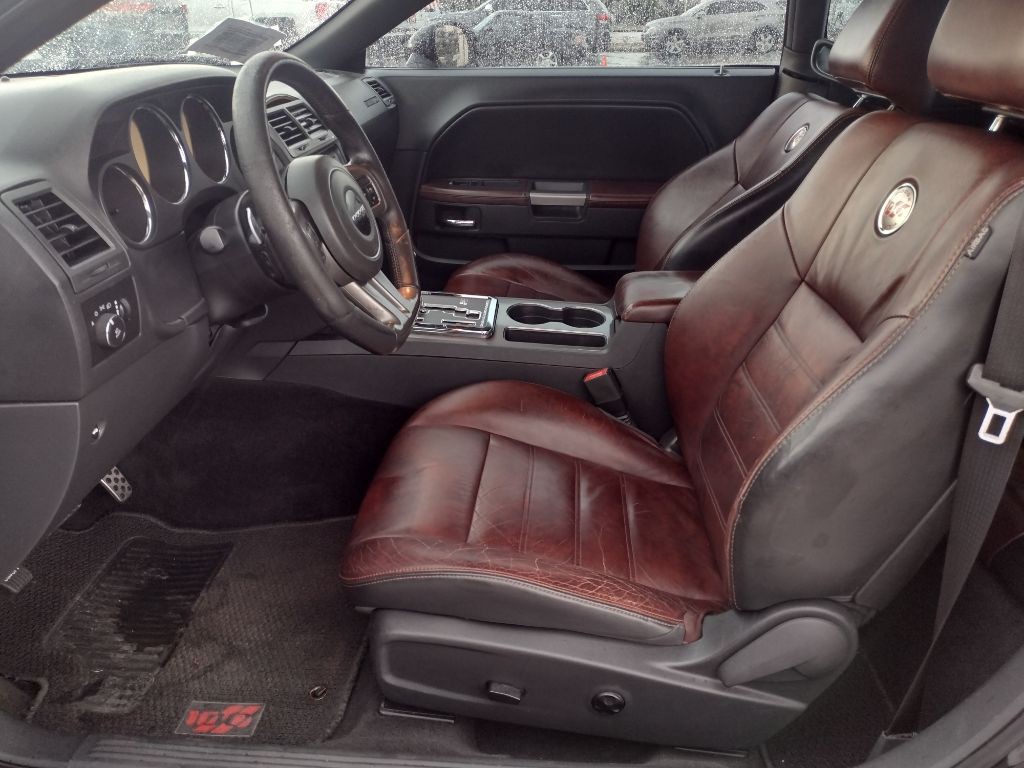 2014 Dodge Challenger Image 11