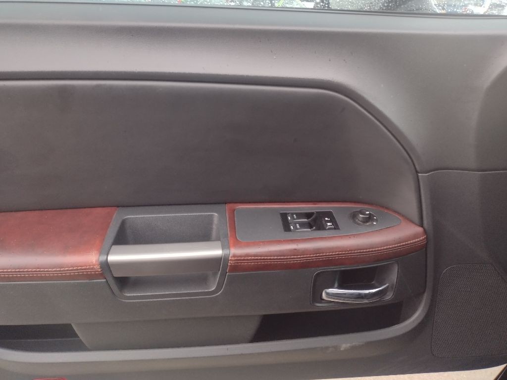 2014 Dodge Challenger Image 21