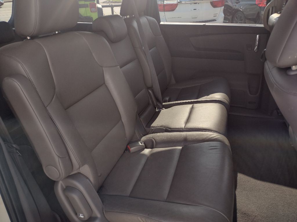 2014 Honda Odyssey Image 17