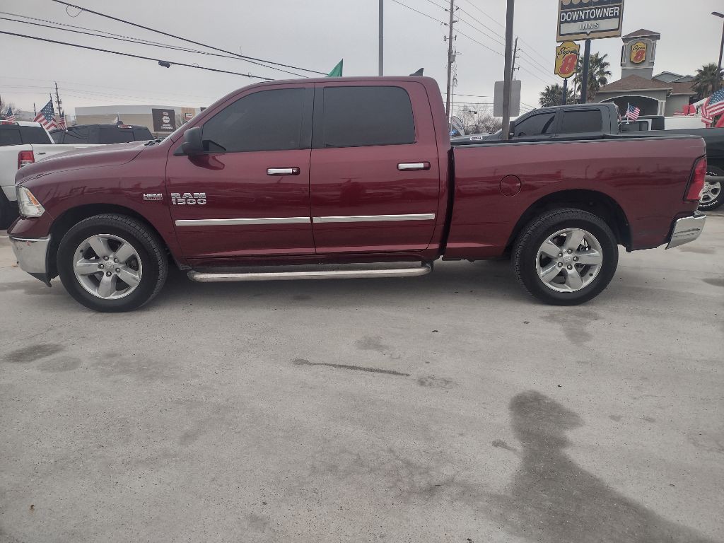 2017 RAM 1500 Image 4