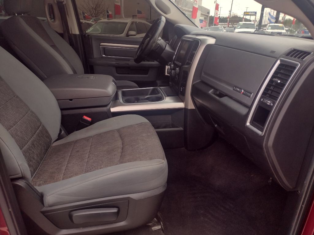 2017 RAM 1500 Image 17