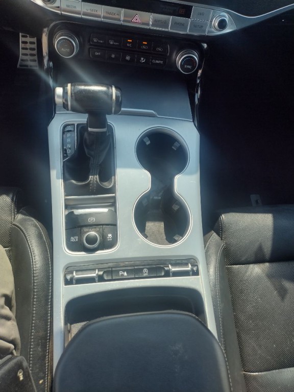 2018 Kia Stinger Image 16