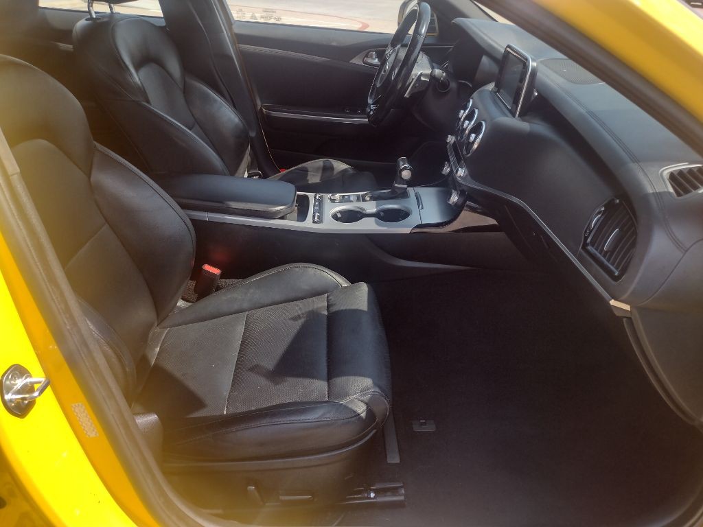 2018 Kia Stinger Image 18