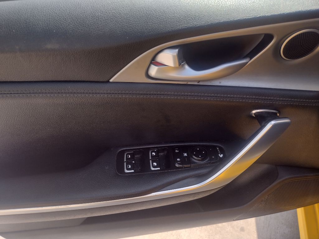 2018 Kia Stinger Image 19