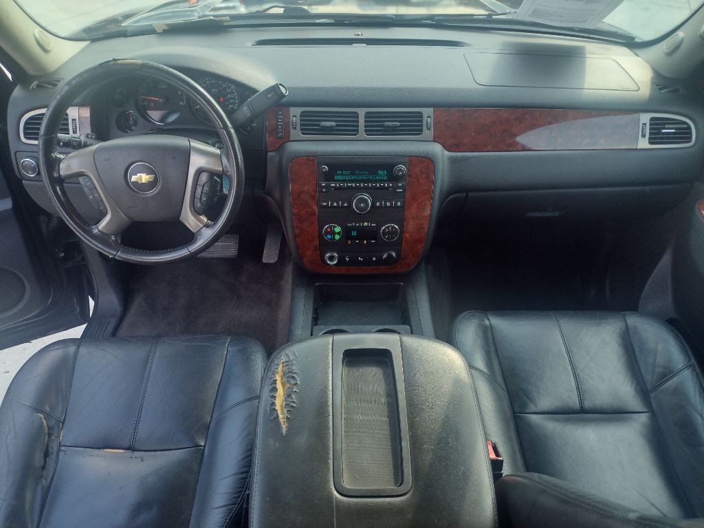 2011 Chevrolet Tahoe Image 13