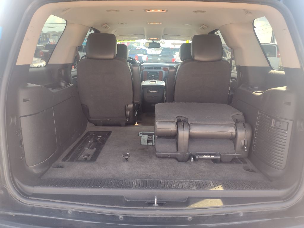 2011 Chevrolet Tahoe Image 19