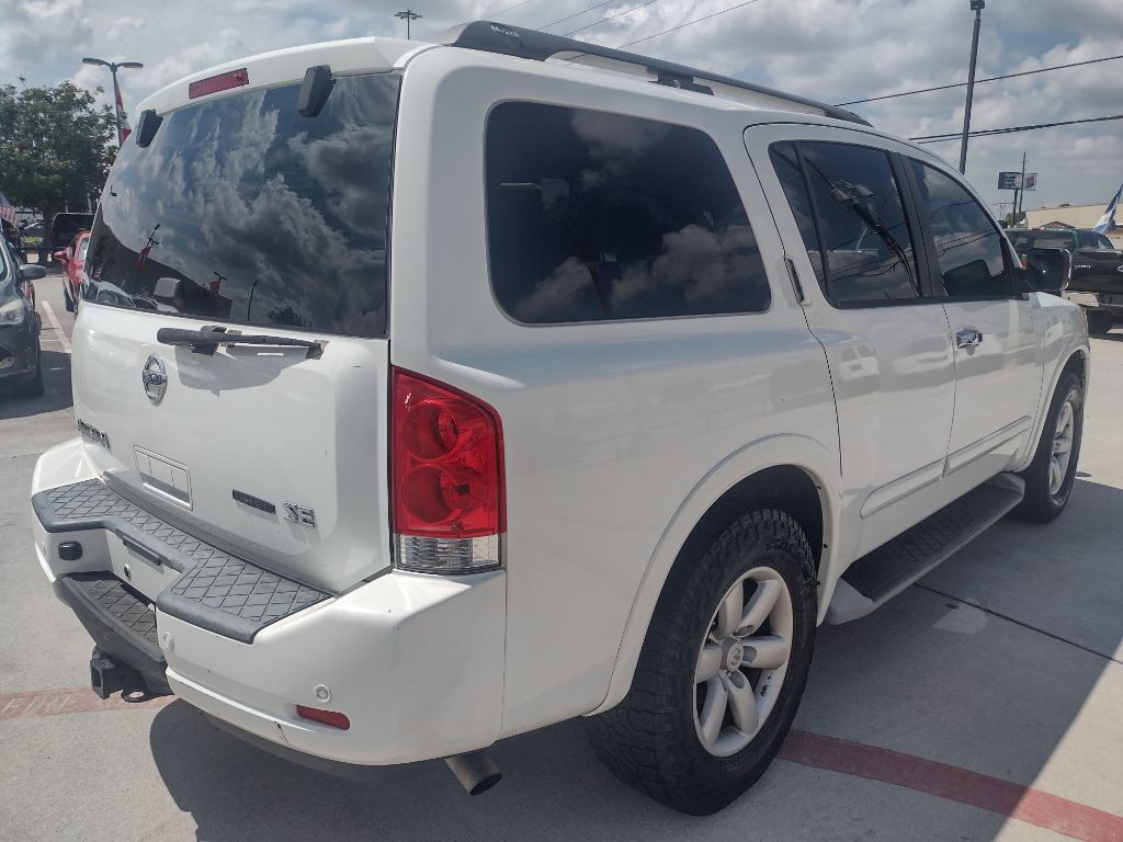 2010 Nissan Armada Image 6