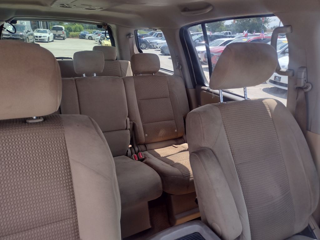 2010 Nissan Armada Image 17