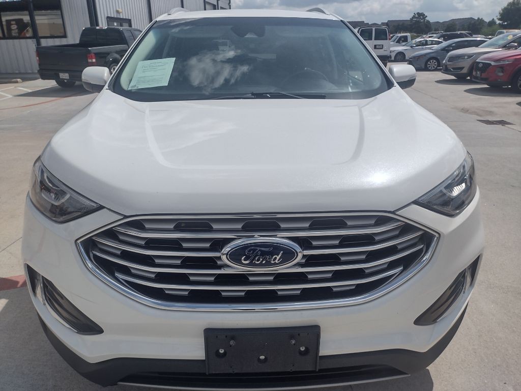 2020 Ford Edge Image 2