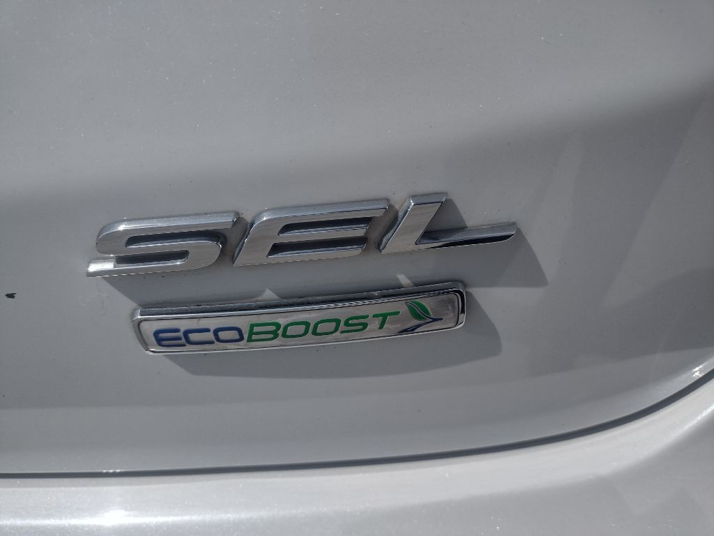 2020 Ford Edge Image 10