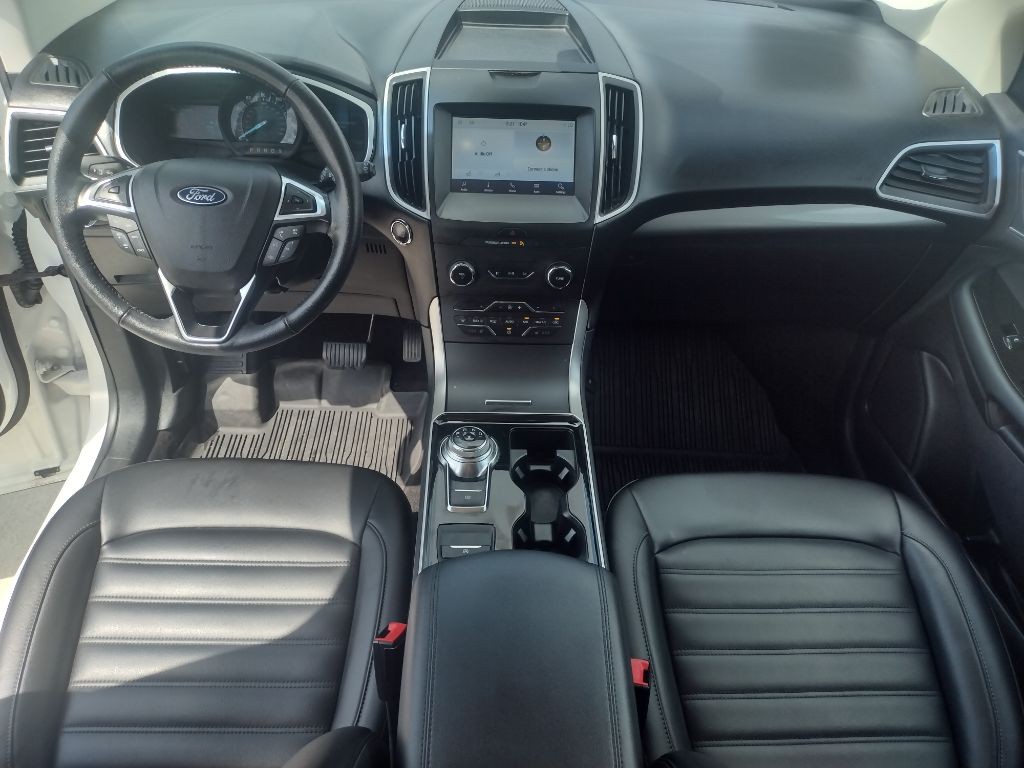 2020 Ford Edge Image 13