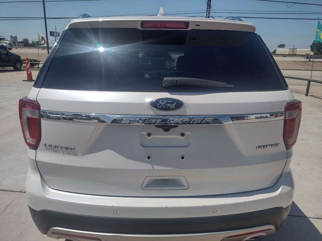 2016 Ford Explorer Image 6