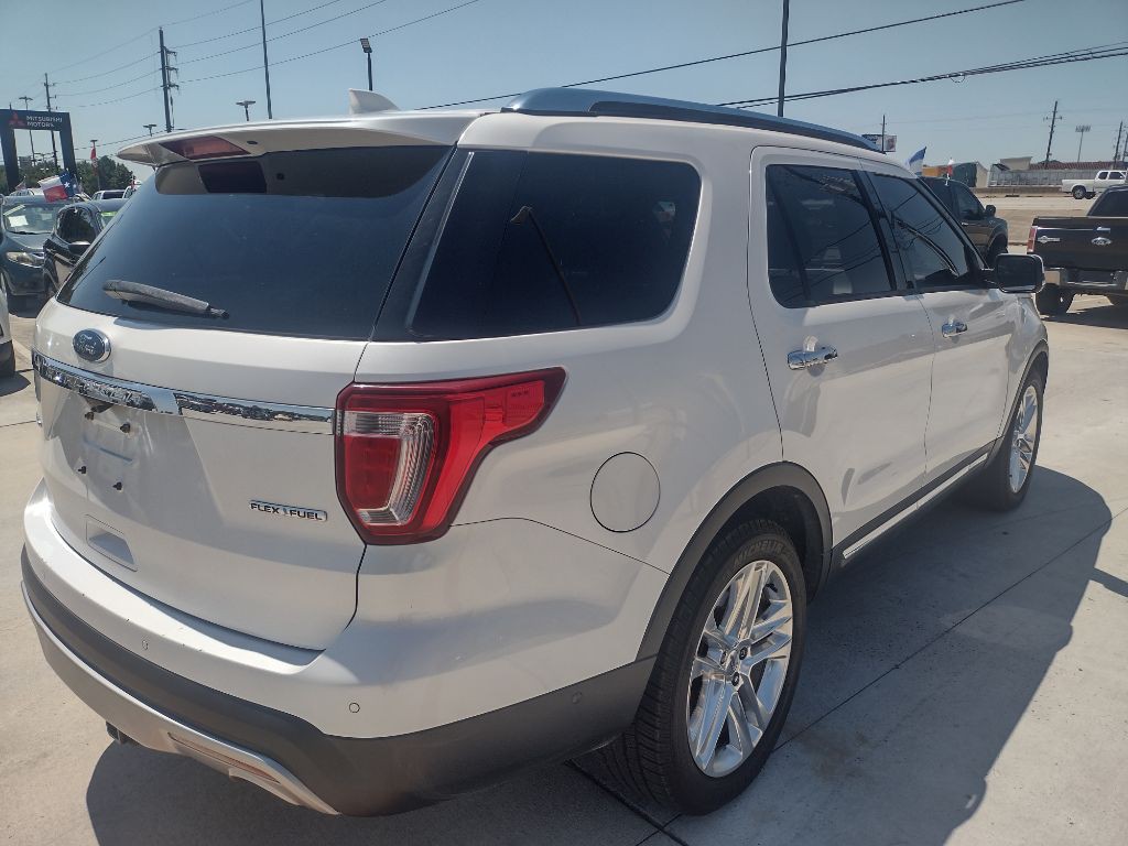 2016 Ford Explorer Image 7