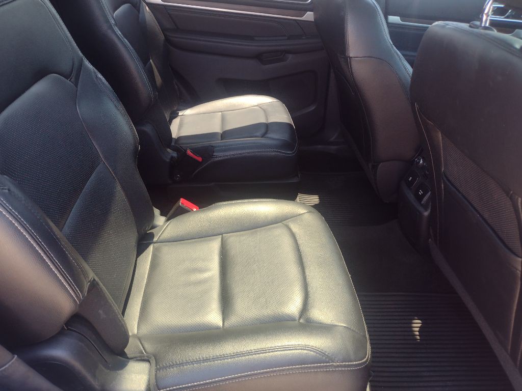 2016 Ford Explorer Image 21