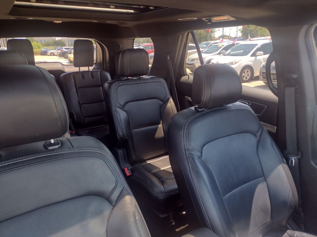 2016 Ford Explorer Image 22