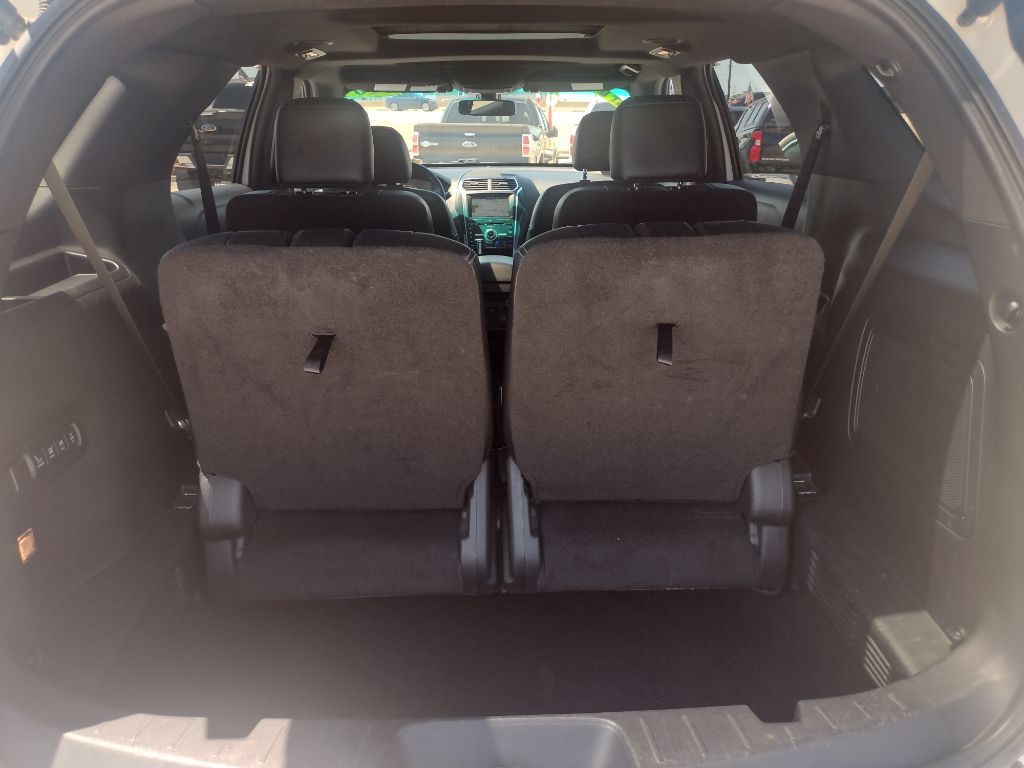 2016 Ford Explorer Image 23