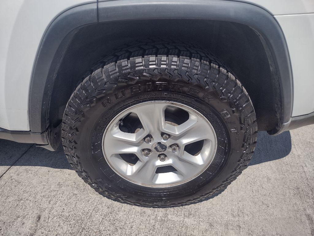 2015 Jeep Grand Cherokee Image 20