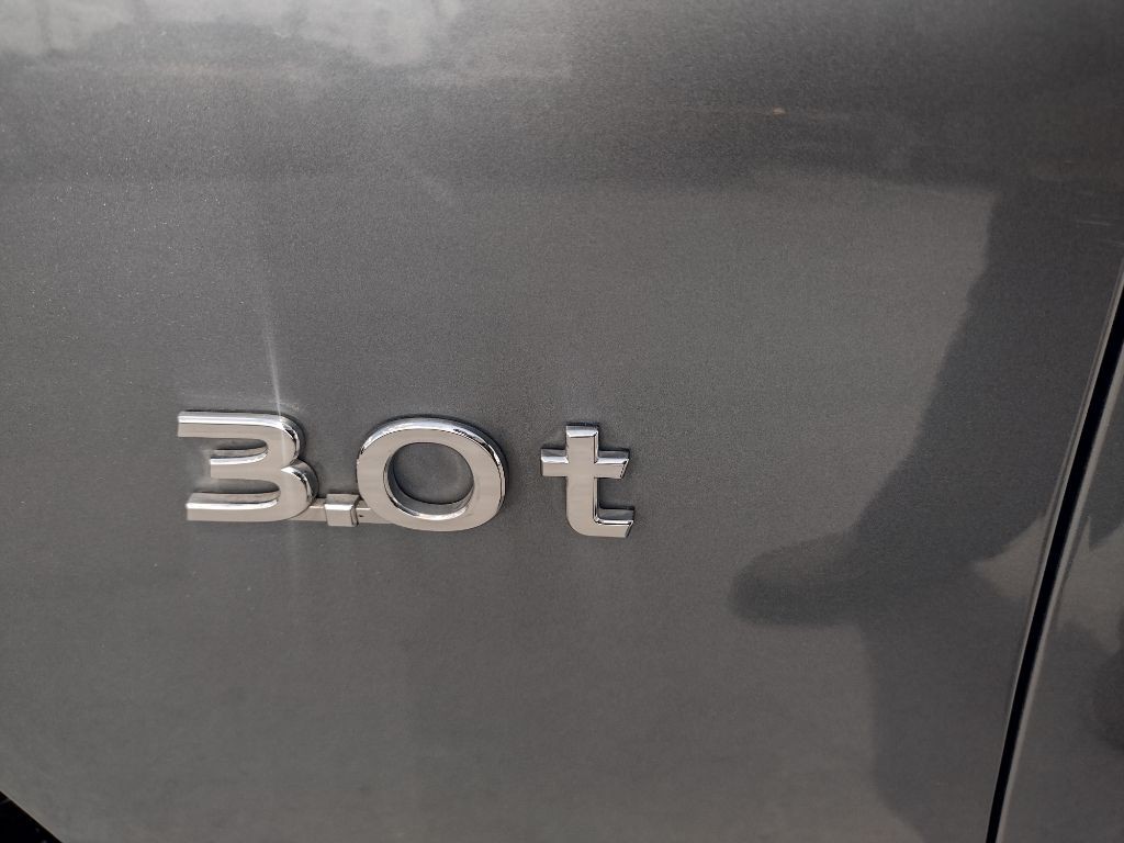 2016 INFINITI Q50 Image 10