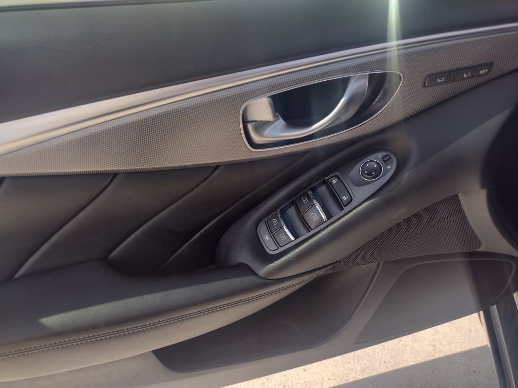 2016 INFINITI Q50 Image 20