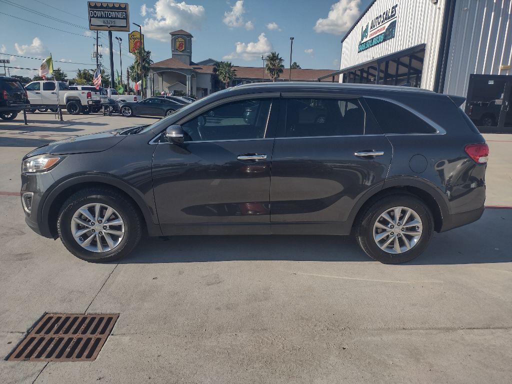 2017 Kia Sorento Image 4