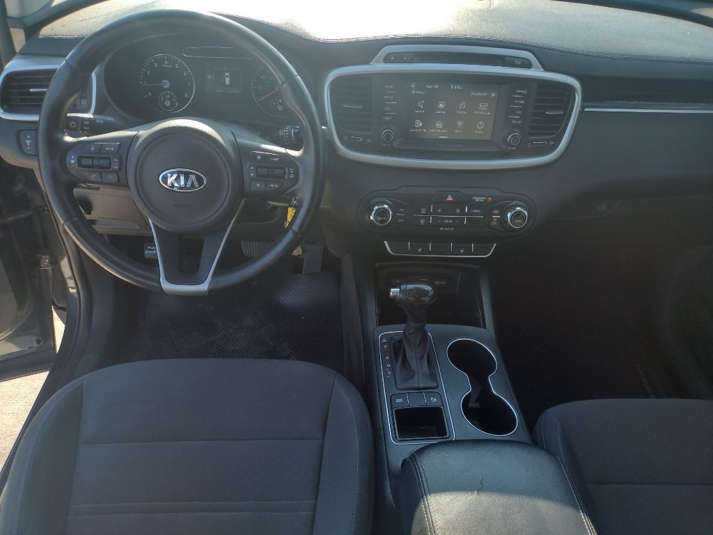 2017 Kia Sorento Image 14