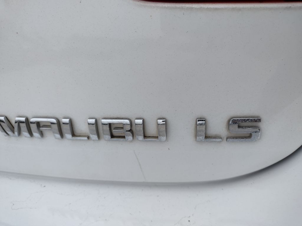 2015 Chevrolet Malibu Image 8